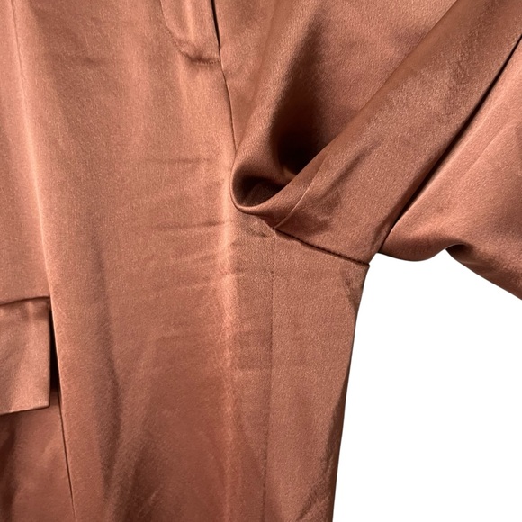 Babaton Refined Satin Cargo Pants Brown Tapered Utility Trouser Women’s Size 0 - Picture 4 of 8